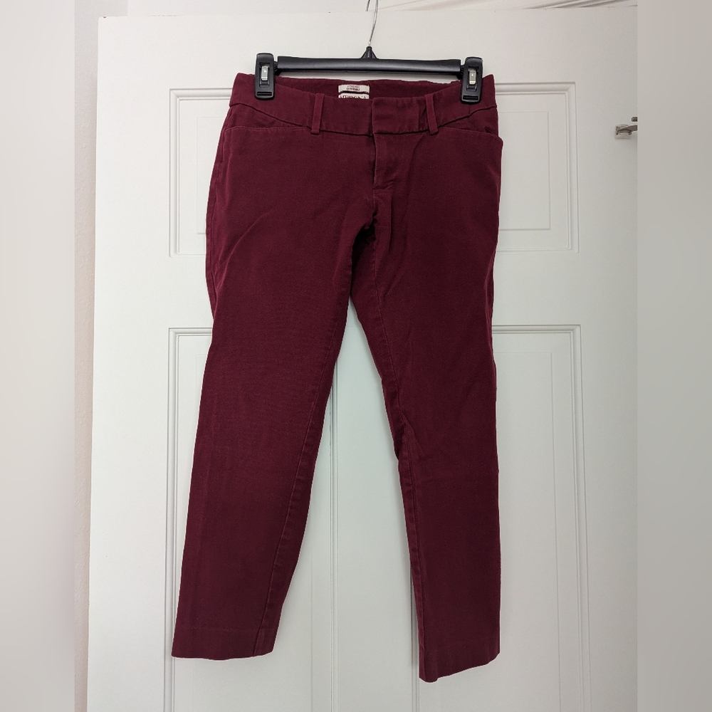 Women's Burgundy Jeans